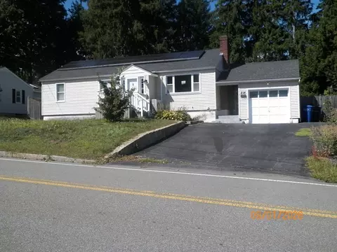 214 Grove Ave, Leominster, MA 01453