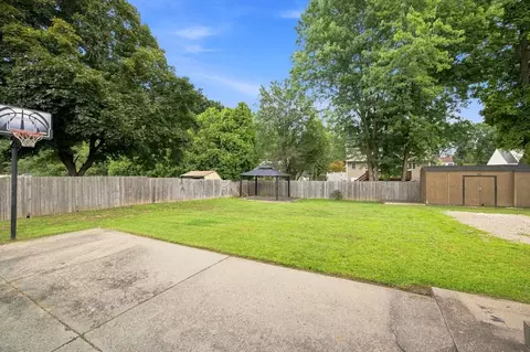 Exterior - 63 Martel Rd, Springfield, MA 01119 photo 13 of 13