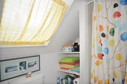 Bath - 48 Highland Ave Onset, Wareham, MA 02558 photo 4 of 4