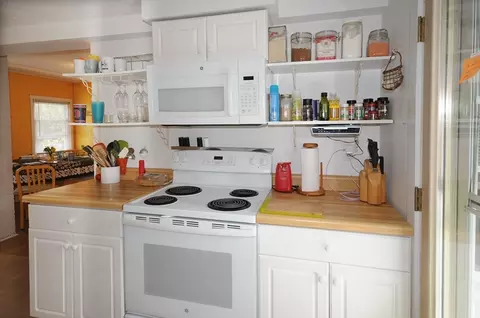 Kitchen - 48 Highland Ave Onset, Wareham, MA 02558 photo 1 of 4