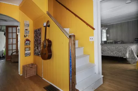 Entry Way - 48 Highland Ave Onset, Wareham, MA 02558 photo 1 of 1