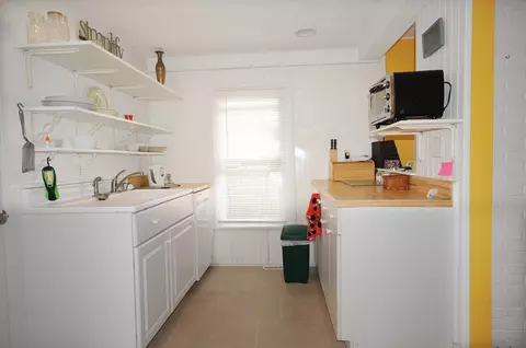 Kitchen - 48 Highland Ave Onset, Wareham, MA 02558 photo 3 of 4