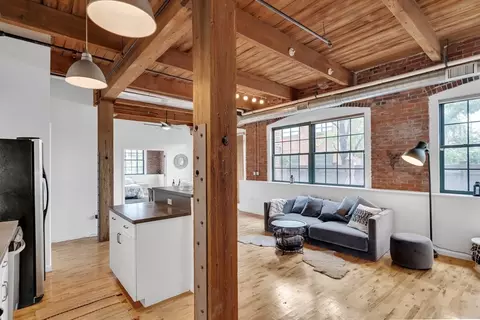 Living - 210 Broadway #106, Everett, MA 02149 photo 2 of 6