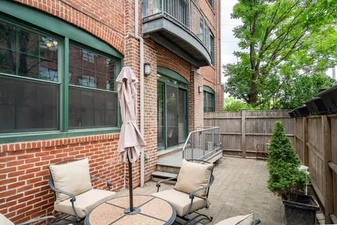 Exterior - 210 Broadway #106, Everett, MA 02149 photo 2 of 3