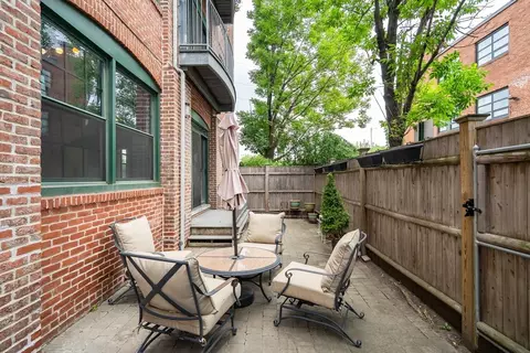 Exterior - 210 Broadway #106, Everett, MA 02149 photo 1 of 3