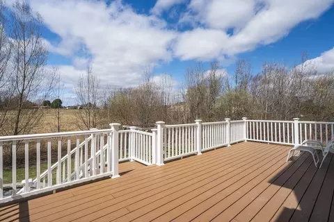Exterior - 9 White Rd, Mendon, MA 01756 photo 5 of 6