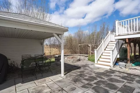 Exterior - 9 White Rd, Mendon, MA 01756 photo 4 of 6
