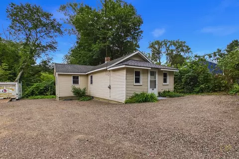 568 Berkley St, Berkley, MA 02779