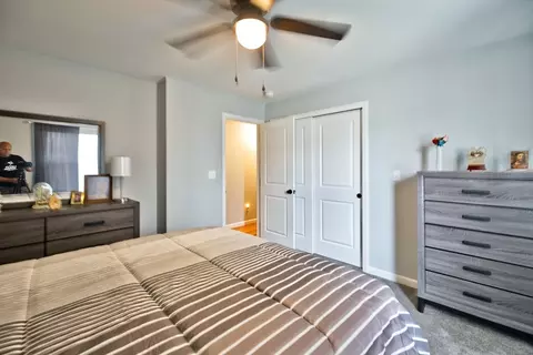 Bedroom - 53 Pulaski St, Fall River, MA 02721 photo 5 of 6