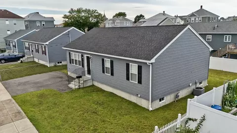 View/Area - 53 Pulaski St, Fall River, MA 02721 photo 1 of 5