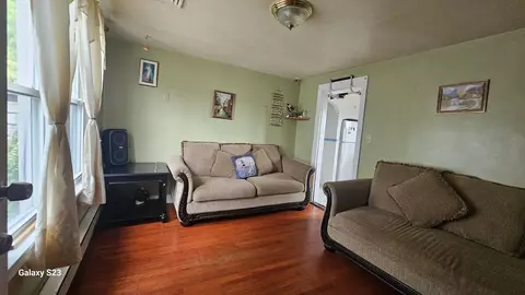 51 Chilmark St, Worcester, MA 01604 photo 3