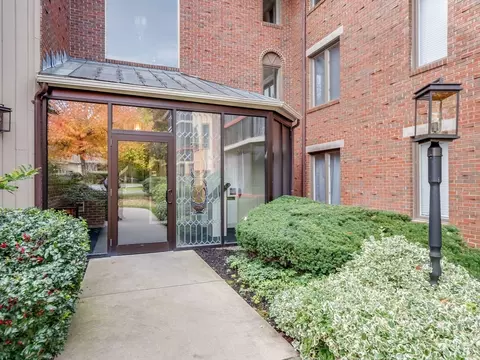 Exterior - 770 Salisbury #322, Worcester, MA 01609 photo 7 of 7