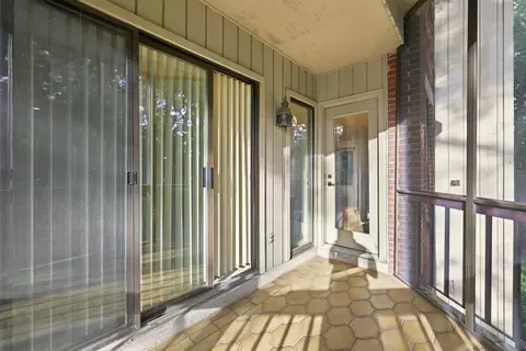 Exterior - 770 Salisbury #322, Worcester, MA 01609 photo 6 of 7