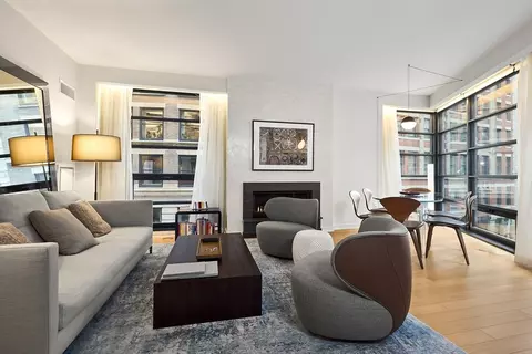 580 Washington St #302, Boston, MA 02111