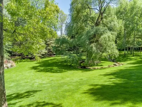 Exterior - 71 Sears Rd, Brookline, MA 02445 photo 3 of 5