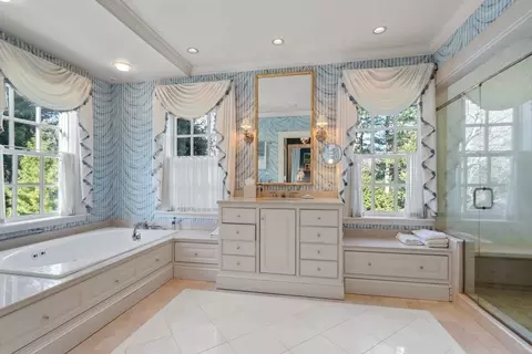 Bath - 71 Sears Rd, Brookline, MA 02445 photo 1 of 2