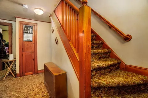 Entry Way - 87 Ashfield Rd, Conway, MA 01341 photo 2 of 4