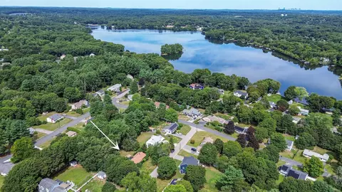 View/Area - 8 Charlesgate Rd, Walpole, MA 02081 photo 1 of 4