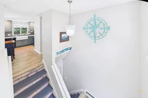 Entry Way - 7 Marks Cove Rd, Wareham, MA 02571 photo 3 of 3