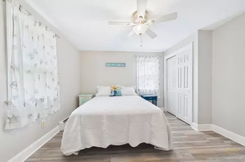 Bedroom - 7 Marks Cove Rd, Wareham, MA 02571 photo 2 of 7