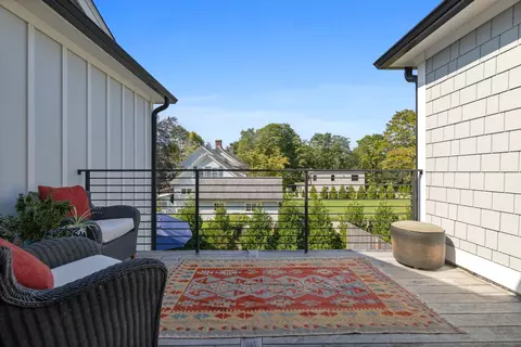 Exterior - 8 Orchard Rd #B, Gloucester, MA 01930 photo 2 of 7