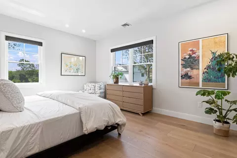 Bedroom - 8 Orchard Rd #B, Gloucester, MA 01930 photo 3 of 4