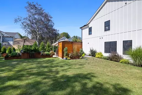 Exterior - 8 Orchard Rd #B, Gloucester, MA 01930 photo 3 of 7