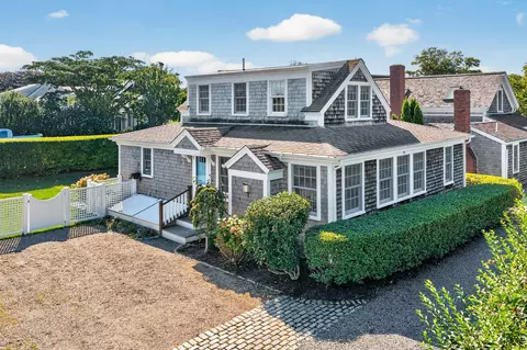 10 Mill Hill Ln, Chatham, MA 02633