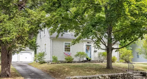 Exterior - 21 Bond St, Reading, MA 01867 photo 2 of 10
