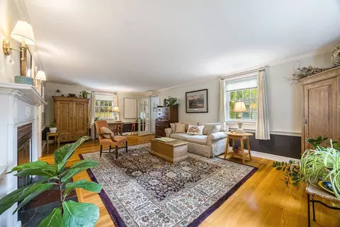Living - 21 Bond St, Reading, MA 01867 photo 4 of 4
