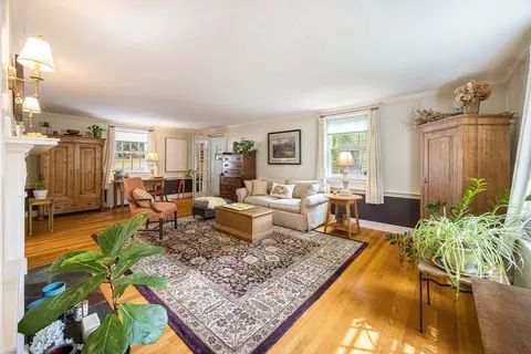 Living - 21 Bond St, Reading, MA 01867 photo 1 of 4