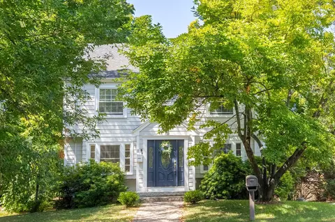 9 Wessex Rd #1, Newton, MA 02459