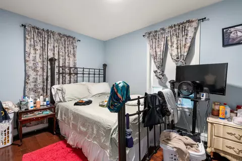 Bedroom - 299-301 Bacon St, Natick, MA 01760 photo 4 of 5