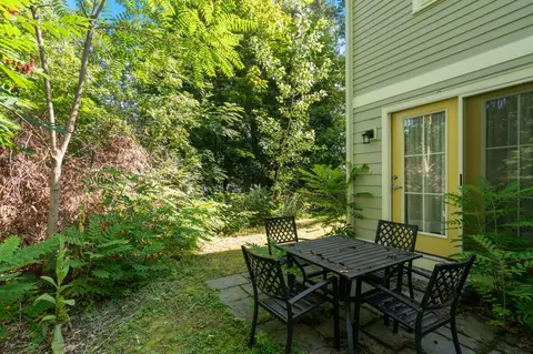 Exterior - 299-301 Bacon St, Natick, MA 01760 photo 8 of 11