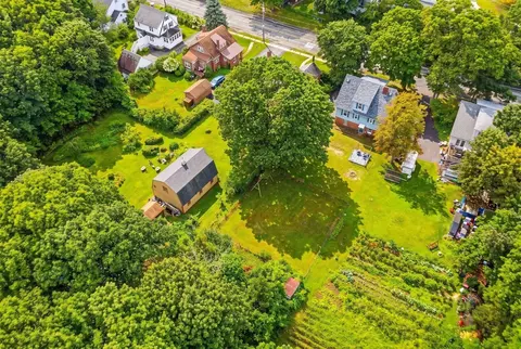 View/Area - 209 Green St, Gardner, MA 01440 photo 3 of 6