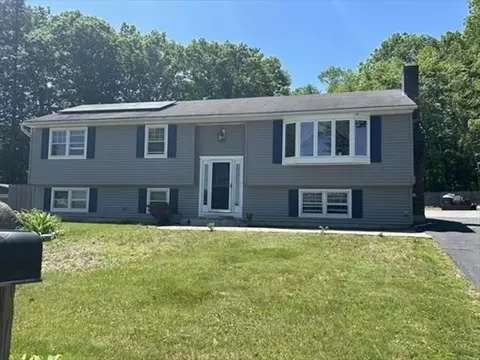 75 Dale Ave, Leominster, MA 01453