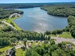 12 Newton Rd, Haverhill, MA 01830