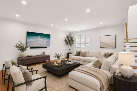 41 Union St #B, Weymouth, MA 02190