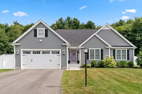 16 Wedge Dr, Lakeville, MA 02347