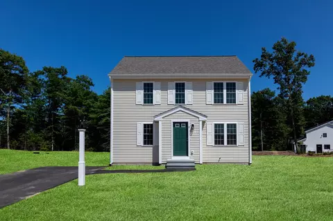 8 Bumblebee Dr, Plymouth, MA 02360