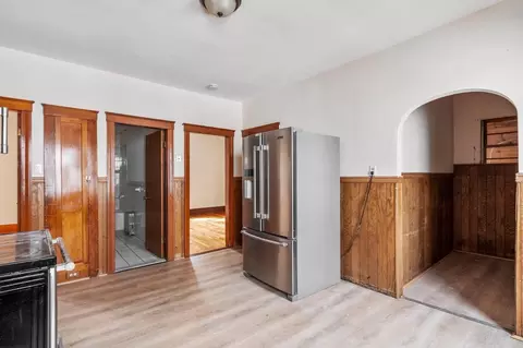 Entry Way - 3 Aetna St, Worcester, MA 01604 photo 4 of 6
