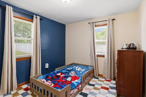 Bedroom - 42 N Brook Rd, Springfield, MA 01119 photo 4 of 11