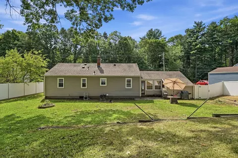 Exterior - 42 N Brook Rd, Springfield, MA 01119 photo 5 of 7