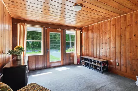 Exterior - 42 N Brook Rd, Springfield, MA 01119 photo 3 of 7