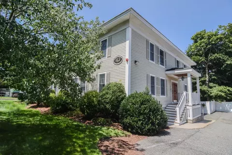 112 Porter St #5, Melrose, MA 02176
