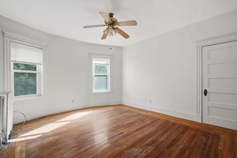 Bedroom - 40 Warriner Ave, Springfield, MA 01108 photo 4 of 4