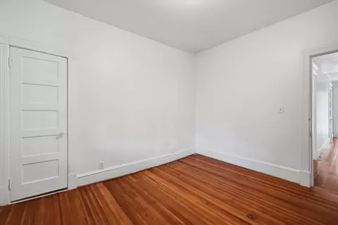 Bedroom - 40 Warriner Ave, Springfield, MA 01108 photo 2 of 4