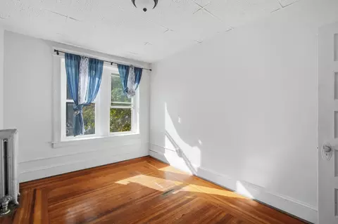 Bedroom - 40 Warriner Ave, Springfield, MA 01108 photo 1 of 4