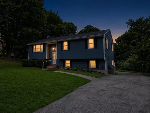 Exterior - 16 Andrew Ave, Hull, MA 02045 photo 2 of 4