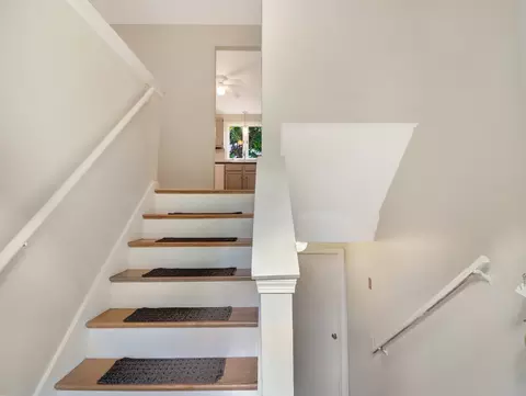 Entry Way - 16 Andrew Ave, Hull, MA 02045 photo 1 of 3